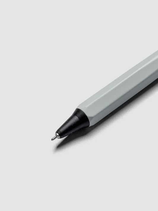 OHTO GS02 Old Green Roller Gel Pen – Metal Design Aluminum Barrel | 0.5mm Fine Tip with Black Ink, Quick-Dry Ceramic Roller Ink | Refillable Pen for Office, Journaling, Writing | Made in Japan