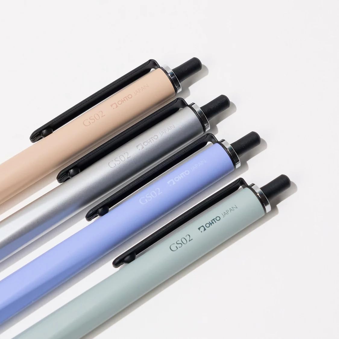 OHTO GS02 Light Amber Roller Gel Pen – Metal Design Aluminum Barrel | 0.5mm Fine Tip with Black Ink, Quick-Dry Ceramic Roller Ink | Refillable Pen for Office, Journaling, Writing | Made in Japan