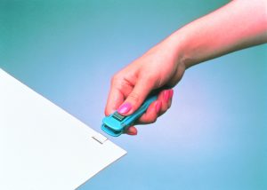 OHTO Eco Gachuck Staple-Less Paper Fastener Clip with Reusable Metal Pins for Office